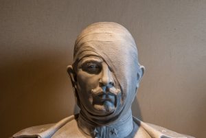 Bust-domenico-picchi-italy bandaging on head wounds