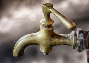 Image of a brass faucet (Tap)